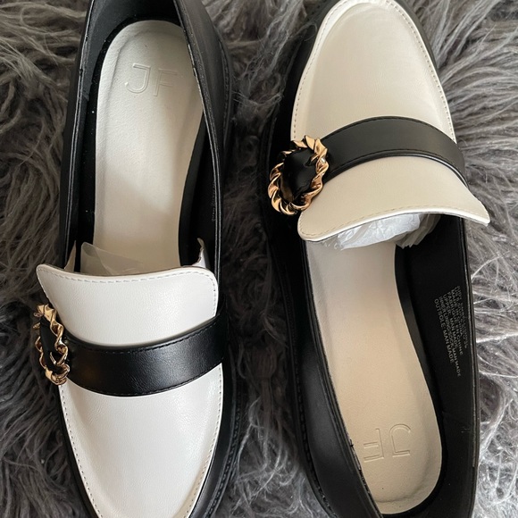 JustFab Black & White Embellished Loafer - Picture 3 of 9